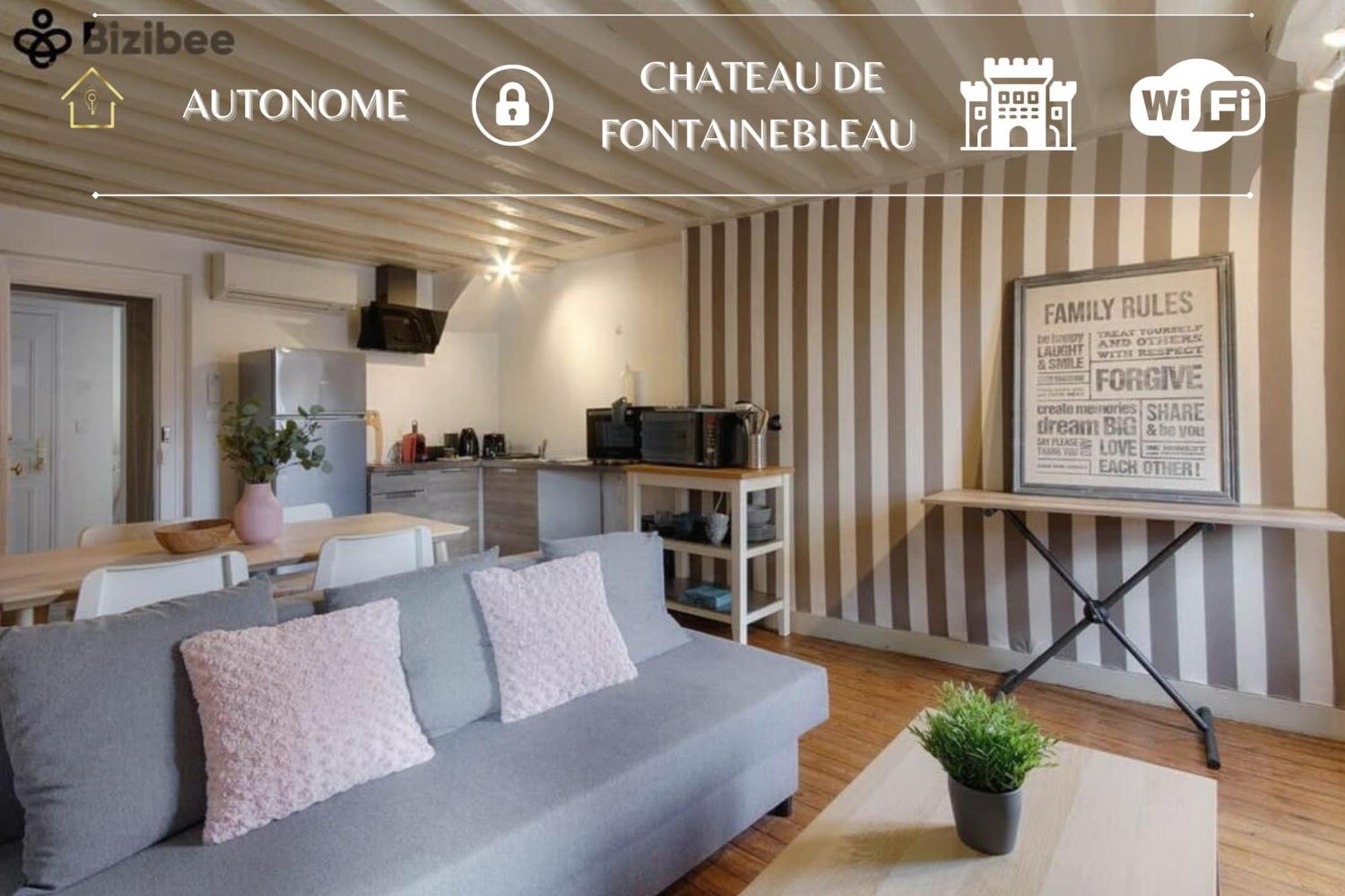 LE BOURBONCentre villeCharme Fontainebleau Extérieur photo