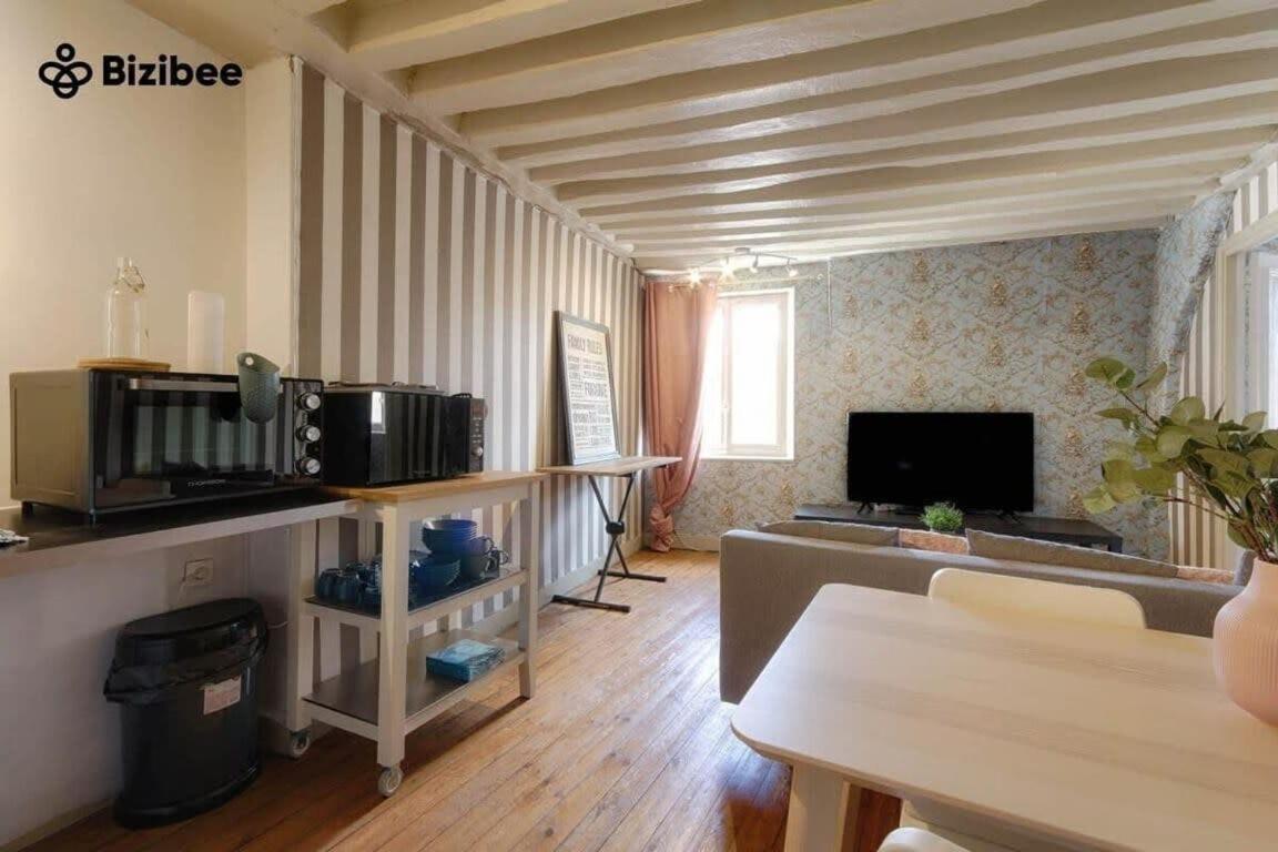 LE BOURBONCentre villeCharme Fontainebleau Extérieur photo